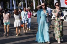 柳州上海商务伴游男雇用(上海雇用高端伴游一天20万)