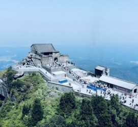 柳州湖南旅游攻略(武汉到湖南旅游攻略)