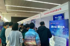 柳州北京伴游招聘 北京各大高校恢复线下招聘会，今年有什么不一样？记者探访