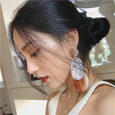 柳州伴游女生张悦然的资料