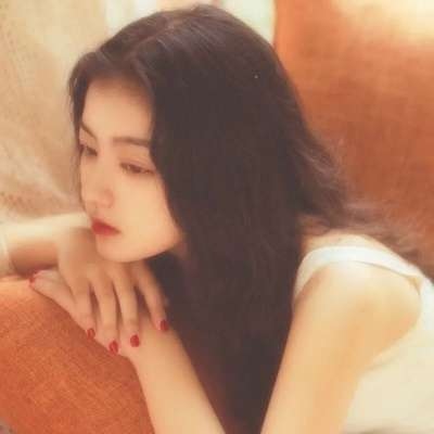 柳州伴游女生赵梦琪的资料