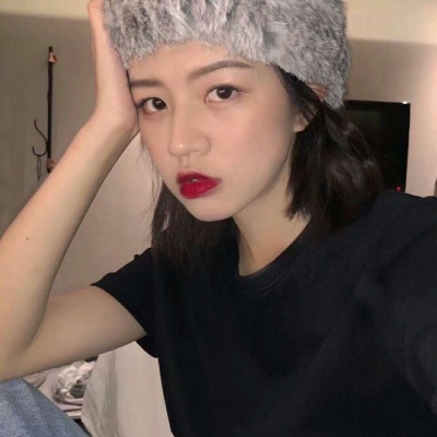 柳州伴游女生陈思瑶的资料