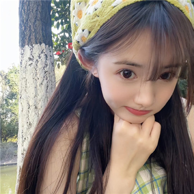柳州伴游女生上官鹤影的资料