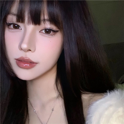 柳州伴游女生钟晚意的资料