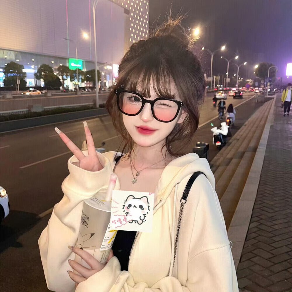 柳州伴游女生KIKI的资料