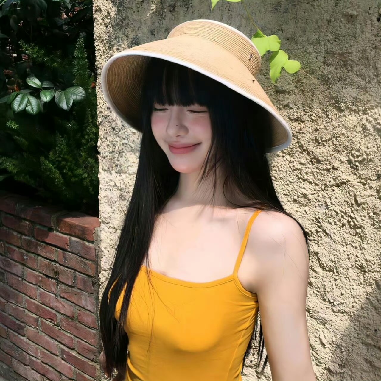 柳州伴游女生周丹的资料
