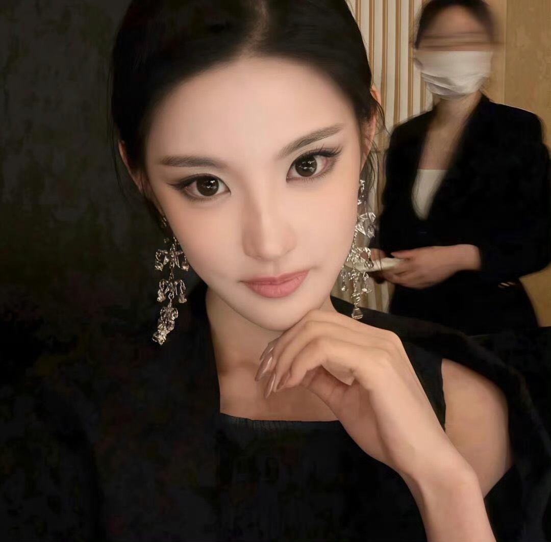 柳州伴游女生 | Isabella Chen的资料