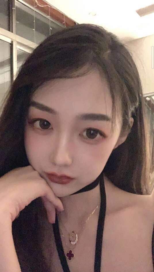 关于女学生兼职私人伴游的信息