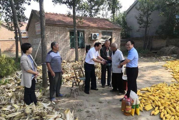 关于宋叔带老伴游中国的信息
