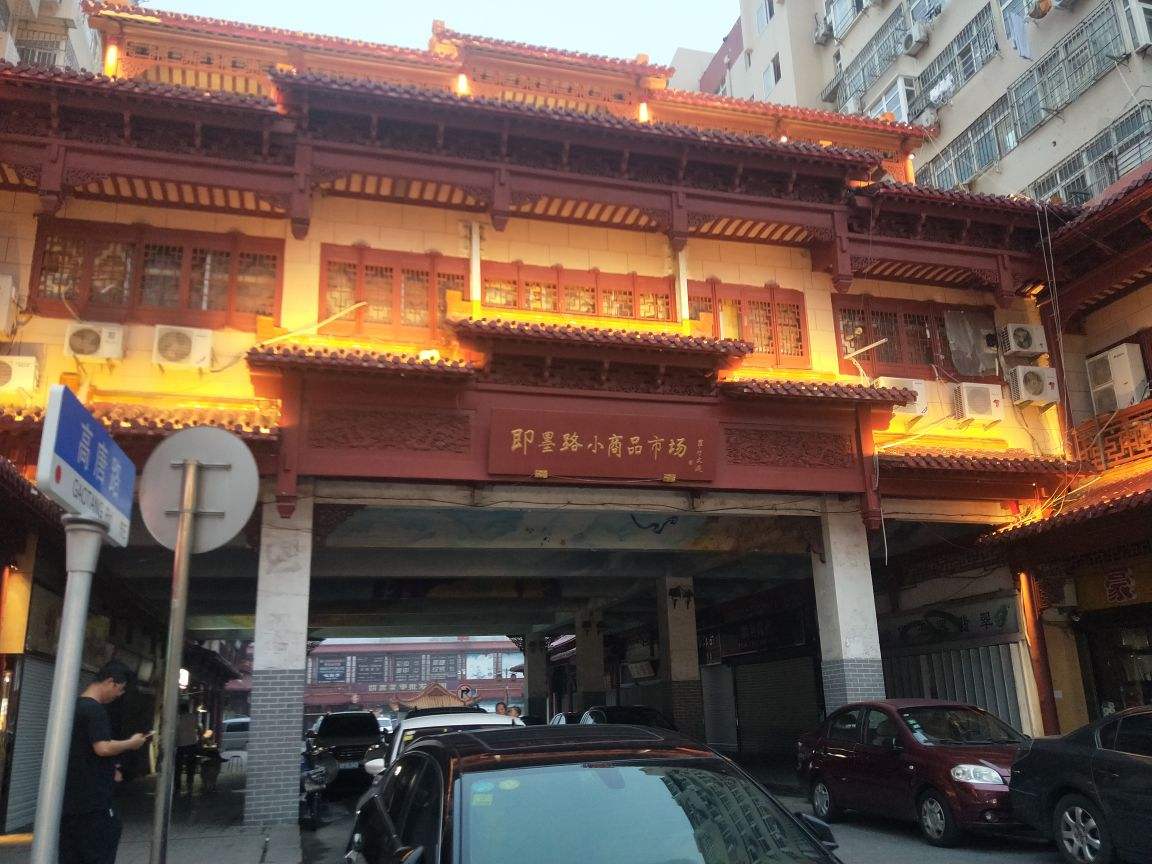 青岛即墨路兼职模特(青岛平面模特兼职雇用)